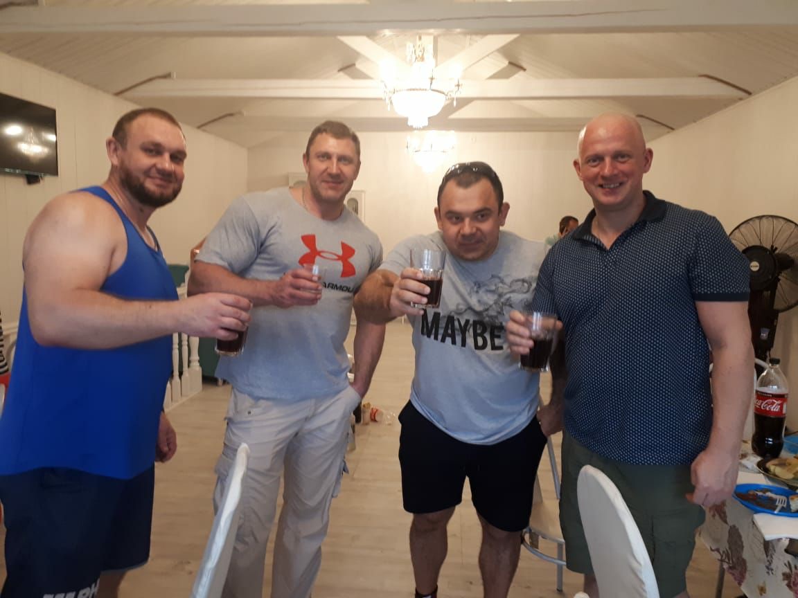 Поздравляем сокланов тут! - Бодибилдинг форум AnabolicShops