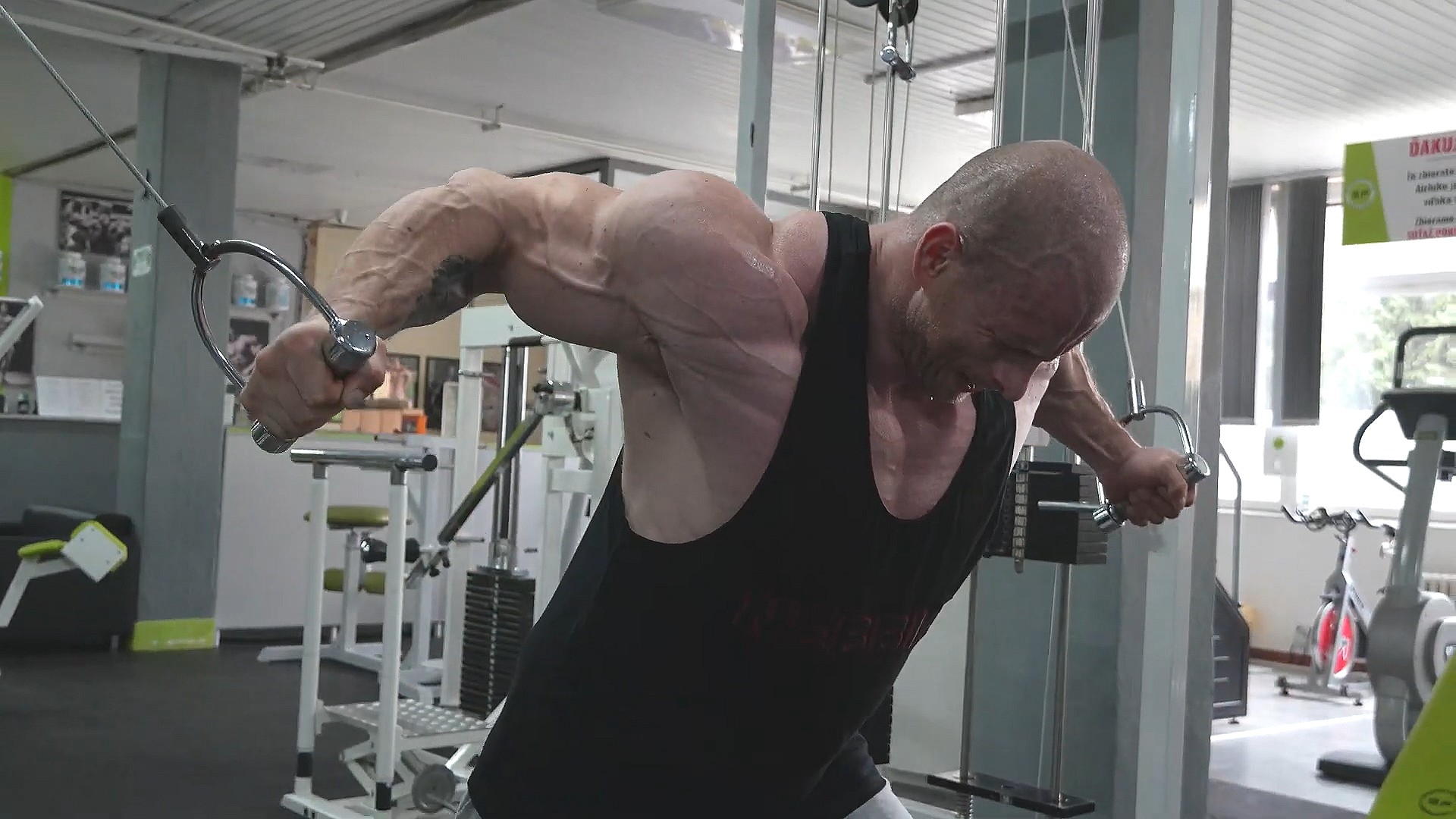 Кризо тренируется на гейнерах за 3 недели до сцены - Бодибилдинг форум AnabolicShops